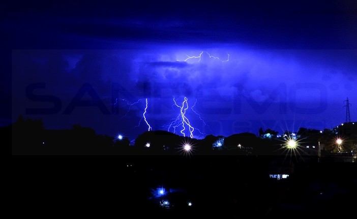 Maltempo: piove sulla nostra provincia, prolungata l'allerta meteo sul Centro-Levante della regione