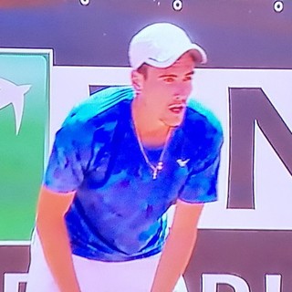 Nella foto tratta da Sky Sport, Gianluca Mager in azione