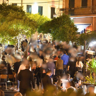 Movida a Sanremo: assembramenti e poche mascherine, Biancheri "Ci diano un DPCM che si possa far rispettare"
