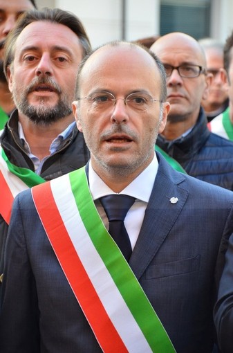 Capacci sul caso Rivieracqua: "Entrare subito o tra un mese può portare il PD a fare cadere l'Amministrazione?"