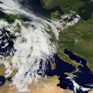 La foto dal satellite oggi alle 8.15