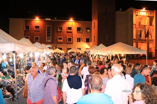 Ventimiglia: sabato prossimo torna l'appuntamento con la 'Notte Bianca', il carnevale estivo