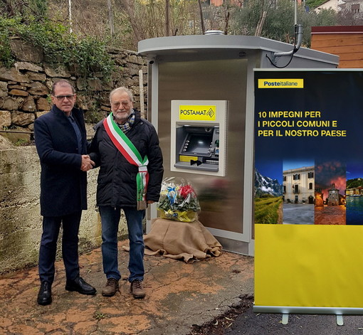 Diano Arentino: inaugurato il nuovo sportello automatico Atm Postamat, la soddisfazione del Sindaco (Foto)