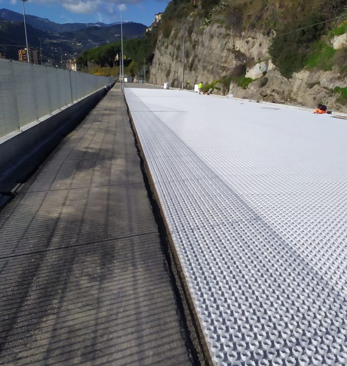 Ventimiglia: quasi ultimati i primi cento posti auto (dei 1.100 previsti in città) nella zona di San Secondo (Foto) Ventimiglia: quasi ultimati i primi cento posti auto (dei 1.100 previsti in città) nella zona di San Secondo (Foto)