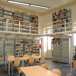 Sanremo: a luglio biblioteca chiusa nel pomeriggio, la forte protesta di una studentessa e del suo gruppo di colleghi