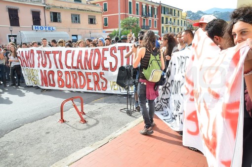 Ventimiglia: i 'No Borders' insorgono sull'autorizzazione per la manifestazione "Noi l'avevamo presentata!"