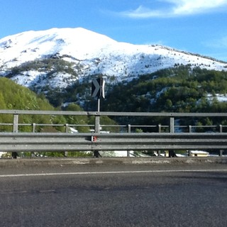 Aria fresca nonostante il sole sulla nostra provincia: la neve è scesa stanotte a Limone Piemonte