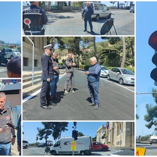 Imperia, accesi i semafori in piazza della Vittoria: via alla rivoluzione viabilistica della zona Imperia, accesi i semafori in piazza della Vittoria: via alla rivoluzione viabilistica della zona