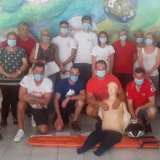 Pieve di Teco: la Valle Arroscia ha 15 nuovi volontari della Croce Rossa, grande festa domenica scorsa Pieve di Teco: la Valle Arroscia ha 15 nuovi volontari della Croce Rossa, grande festa domenica scorsa