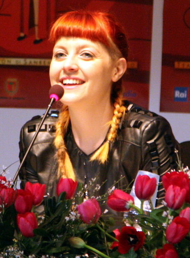 #sanremo 2014: Noemi dal Palafiori "Il festival è bello in ogni suo aspetto e il pubblico reagisce bene"