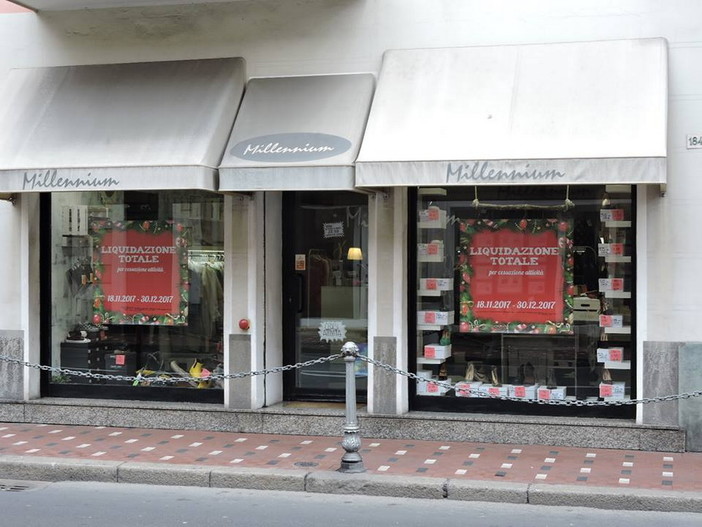 Bordighera: imprenditoria, chiude dopo 17 anni il negozio di abbigliamento 'Millennium' (Foto) Bordighera: imprenditoria, chiude dopo 17 anni il negozio di abbigliamento 'Millennium' (Foto)