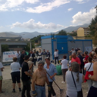 "Salviamo la spiaggia dell'Antenna", al via la pulizia della spiaggia dei candidati di 'Noi per Sanremo'