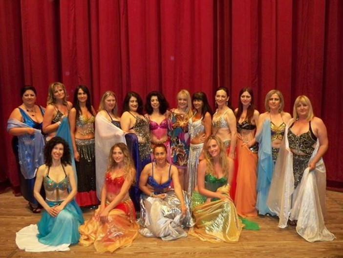 Arriva l'estate, inizia la tournèe danzante del gruppo di Nadija's Oriental Dancers®