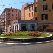 Sanremo: schiamazzi notturni a rondò Garibaldi "Non si colpiscano lavoratori e servizi per colpa di chi non rispetta le regole" Sanremo: schiamazzi notturni a rondò Garibaldi "Non si colpiscano lavoratori e servizi per colpa di chi non rispetta le regole"