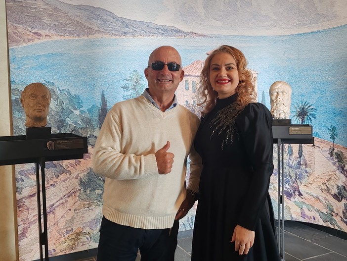 "La lirica e la voce come strumento di salute", a Sanremo conferenza con il soprano Nadiia Karpova (Foto e video) "La lirica e la voce come strumento di salute", a Sanremo conferenza con il soprano Nadiia Karpova (Foto e video)