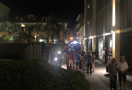 Imperia: clou dei festeggiamenti questa sera organizzati da 'InVia' e dal 'Salottino di Oneglia'