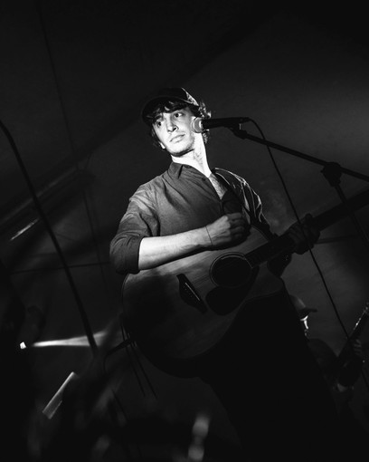 Il cantautore Neno ospite della rassegna 'Parola d’Autore' presso la sede del Club Tenco a Sanremo