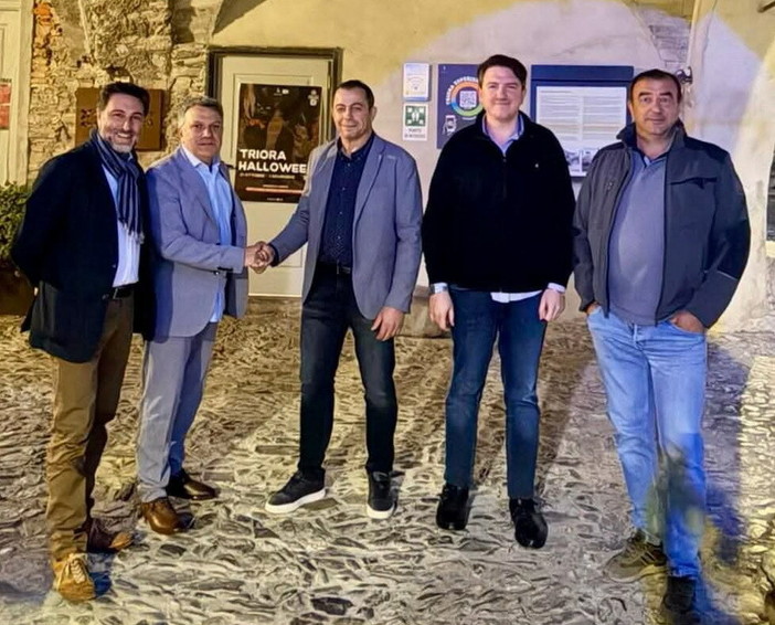 Parco delle Alpi Liguri, a Triora parte la nuova Consiliatura: Massimo Di Fazio eletto Vice Presidente Parco delle Alpi Liguri, a Triora parte la nuova Consiliatura: Massimo Di Fazio eletto Vice Presidente