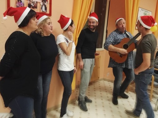 Sanremo: in attesa del Natale pomeriggio di allegria alla casa degli anziani Borea con i giovani di Coldirodi Sanremo: in attesa del Natale pomeriggio di allegria alla casa degli anziani Borea con i giovani di Coldirodi