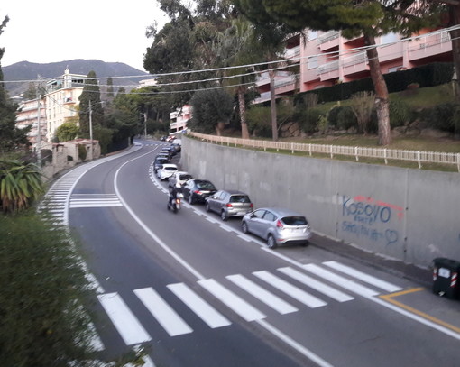 Sanremo: rifacimento di parte dell'asfalto in strada Solaro, i ringraziamenti di altri tre lettori