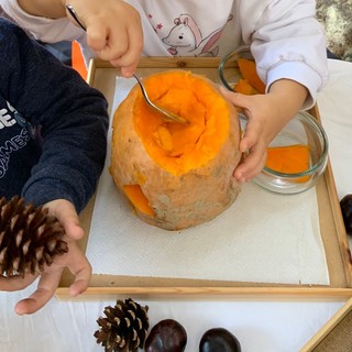 Sanremo: i bambini della 'Nuvola' con le 'mani in pasta' in occasione della festa di Halloween (Foto)