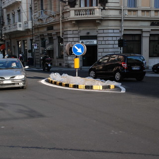 Sanremo: ordinanza di viabilità per i lavori in corso Mombello, i consigli per gli automobilisti Sanremo: ordinanza di viabilità per i lavori in corso Mombello, i consigli per gli automobilisti