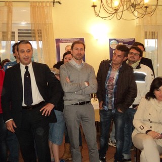 Elezioni Amministrative a Bordighera: ieri Patrick Novembre ha incontrato gli elettori di Sasso Elezioni Amministrative a Bordighera: ieri Patrick Novembre ha incontrato gli elettori di Sasso