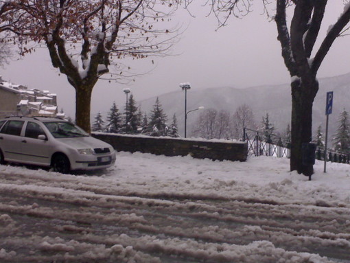 Emergenza freddo: pronto un 'Piano neve' a Sanremo. Tagli in vista alla Protezione Civile? Emergenza freddo: pronto un 'Piano neve' a Sanremo. Tagli in vista alla Protezione Civile?