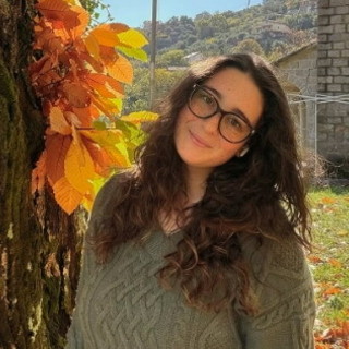 “La Ragazza Autunno”: il coraggio di raccontarsi. A Taggia la presentazione del libro d’esordio di Nicole Crescente