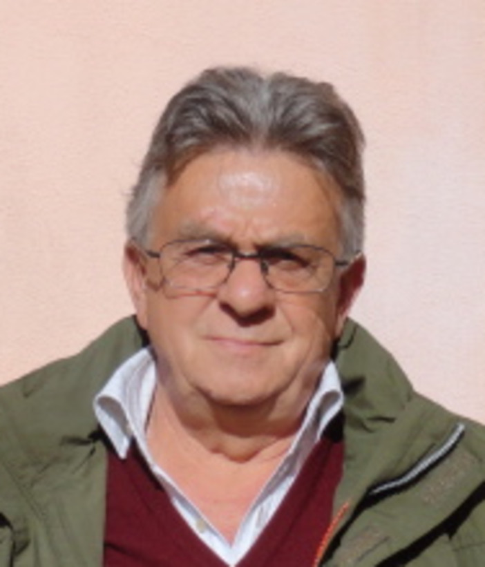 Molini di Triora, è morto Mauro Capriolo: il paese saluta l'ex consigliere comunale e Alpino Molini di Triora, è morto Mauro Capriolo: il paese saluta l'ex consigliere comunale e Alpino