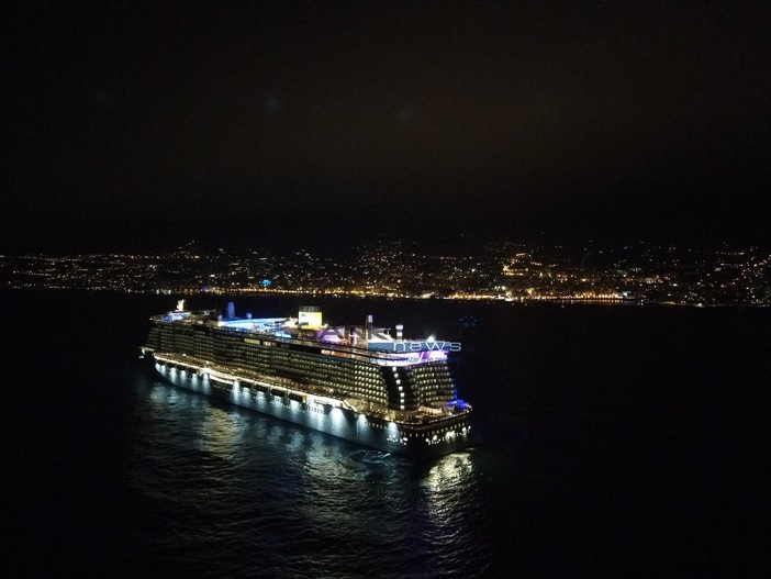 La 'Costa Toscana' in rada durante l'ultimo Festival di Sanremo