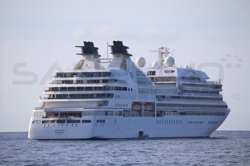 Sanremo: martedì inizia la stagione crocieristica, ma le navi più grandi scelgono Monaco per il nuovo approdo diretto in città Sanremo: martedì inizia la stagione crocieristica, ma le navi più grandi scelgono Monaco per il nuovo approdo diretto in città