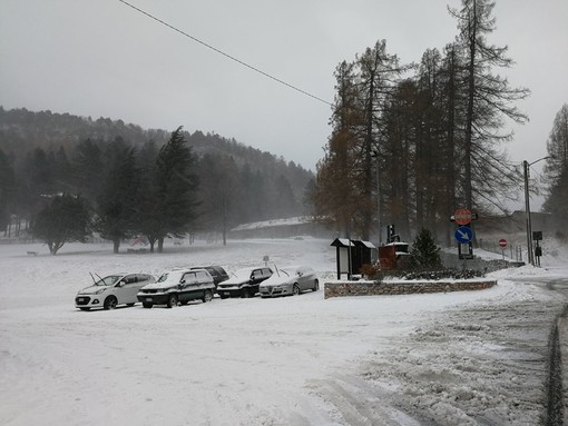 Colle di Nava imbiancato Colle di Nava imbiancato