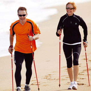 Il 5 e 6 novembre corso completo di Nordic Walking. Domani approfondimento alla F.lli Carli