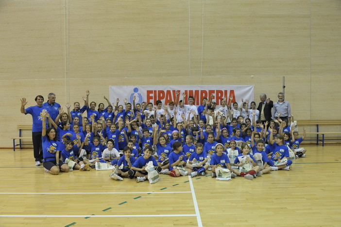 Assegnato il titolo di scuola federale all'ASD della Nuova Lega Pallavolo Assegnato il titolo di scuola federale all'ASD della Nuova Lega Pallavolo
