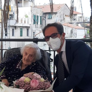 Bordighera: 108 anni per la più longeva di Bordighera, compleanno con il Sindaco per Nerina Peltretti (Foto)