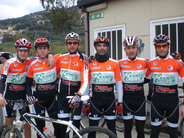 Mountain Bike: a settembre il '1° Trofeo Garuti Gioielli Xc' del Team Grosso Sport Mountain Bike: a settembre il '1° Trofeo Garuti Gioielli Xc' del Team Grosso Sport
