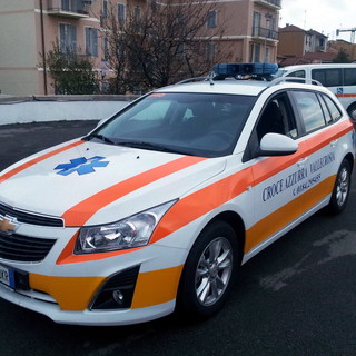 Bordighera: due coniugi investiti da una moto mentre attraversano, per fortuna lievemente feriti Bordighera: due coniugi investiti da una moto mentre attraversano, per fortuna lievemente feriti