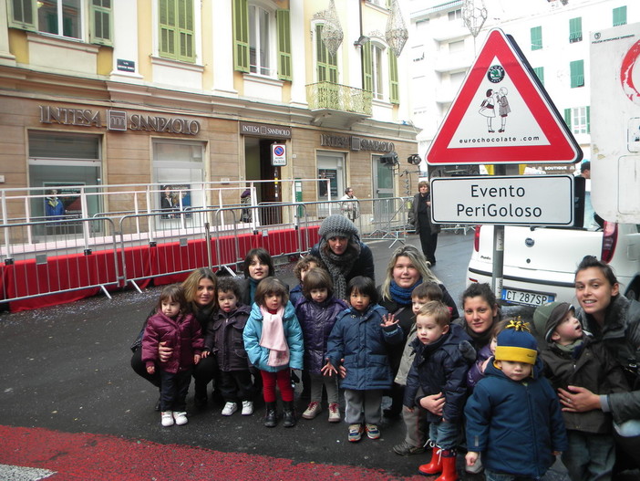 Sanremo: i bimbi del nido interaziendale 'La Cicogna' oggi in mezzo al Festival Sanremo: i bimbi del nido interaziendale 'La Cicogna' oggi in mezzo al Festival