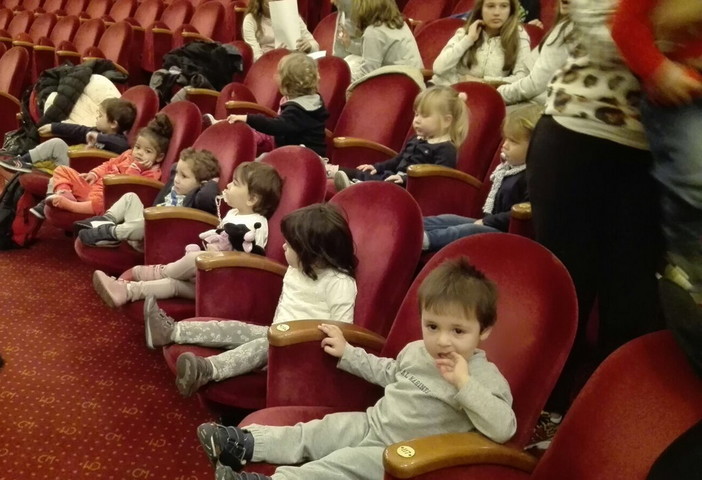 Sanremo: questa mattina i bambini del nido interaziendale 'La Cicogna' al concerto della Sinfonica Sanremo: questa mattina i bambini del nido interaziendale 'La Cicogna' al concerto della Sinfonica