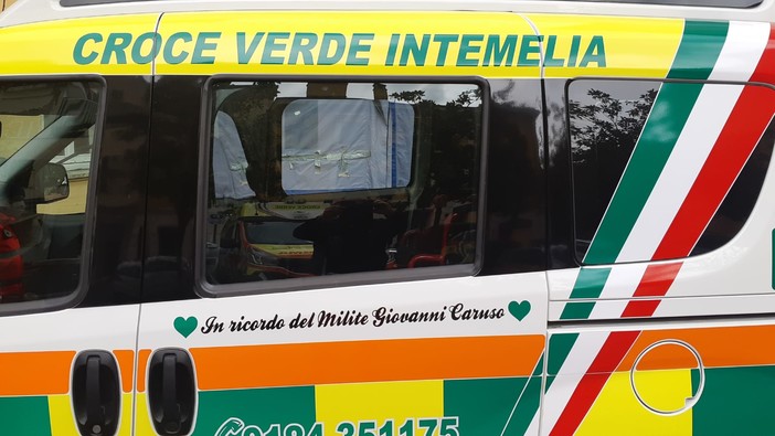 Fiocco azzurro in Croce Verde Intemelia: è nato Nicholas, figlio della volontaria Alexia Gagliardi Fiocco azzurro in Croce Verde Intemelia: è nato Nicholas, figlio della volontaria Alexia Gagliardi