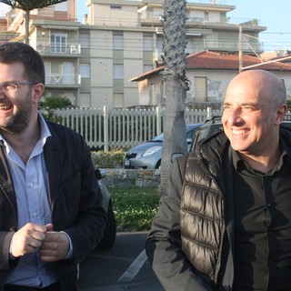 Bordighera: ieri l'incontro dell'europarlamentare Fidanza con Patrick Novembre ed i balneari Bordighera: ieri l'incontro dell'europarlamentare Fidanza con Patrick Novembre ed i balneari