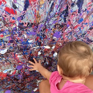 A Ospedaletti il vernissage della piccola Neve Diana e Soraya Arianna Cordaro