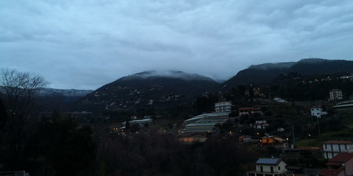 Maltempo: piogge in intensificazione da domattina, quota neve a 400 metri e probabile nuova allerta domani