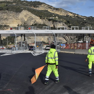 Cantieri autostradali: in Liguria entro oggi stop ai lavori impattanti per le festività pasquali e i ponti di primavera Cantieri autostradali: in Liguria entro oggi stop ai lavori impattanti per le festività pasquali e i ponti di primavera