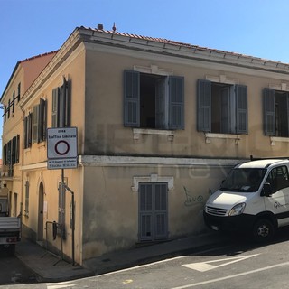 Sanremo: Il Sacro Cuore di Bussana continuerà a battere, dopo un'estate di incertezze a settembre l'asilo riaprirà. In questi giorni sono iniziati i lavori alle Opere Parrocchiali Sanremo: Il Sacro Cuore di Bussana continuerà a battere, dopo un'estate di incertezze a settembre l'asilo riaprirà. In questi giorni sono iniziati i lavori alle Opere Parrocchiali