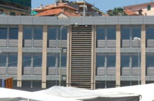 Sanremo: spostamento commissariato, la Cisl e favorevole e consegna la raccolta firme al Prefetto