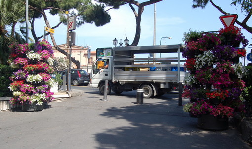 Sanremo: cambia aspetto la zona del baretto al porto