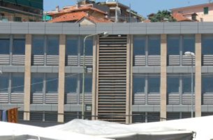 Sanremo: spostamento commissariato, la Cisl e favorevole e consegna la raccolta firme al Prefetto