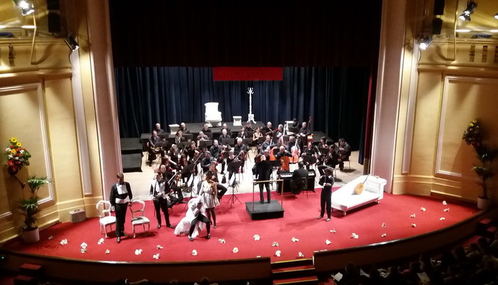Grande successo per il ritorno dell’Opera al Teatro del Casinò di Sanremo con “Le nozze di Figaro”: ora si replica al Teatro “G. Chiabrera” di Savona Grande successo per il ritorno dell’Opera al Teatro del Casinò di Sanremo con “Le nozze di Figaro”: ora si replica al Teatro “G. Chiabrera” di Savona